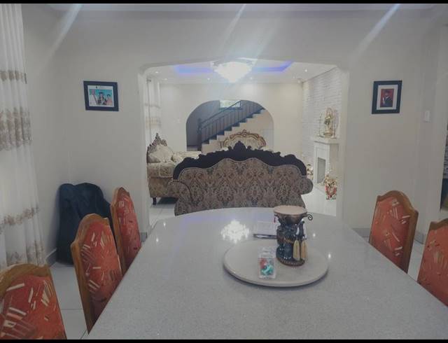 4 BEDROOM HOUSE FOR SALE IN ESCOMBE